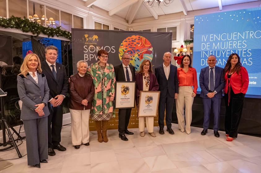 Autoridades en el encuentro de BPW Canarias