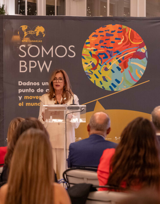 Lola Padrón, madrina de BOW Canarias